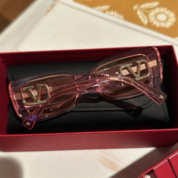 VALENTINO SUNGLASSES Fluorescent PINK main image 8